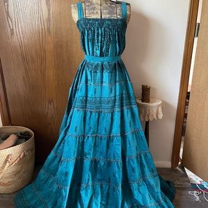 FINAL PRICE 🌵 SHOP CLOSING 🌵Teal and Black Paisley Dress